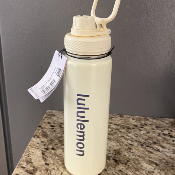 Back to Life Sport Bottle 24oz
Straw Lid. Color bone - Picture 2 of 4